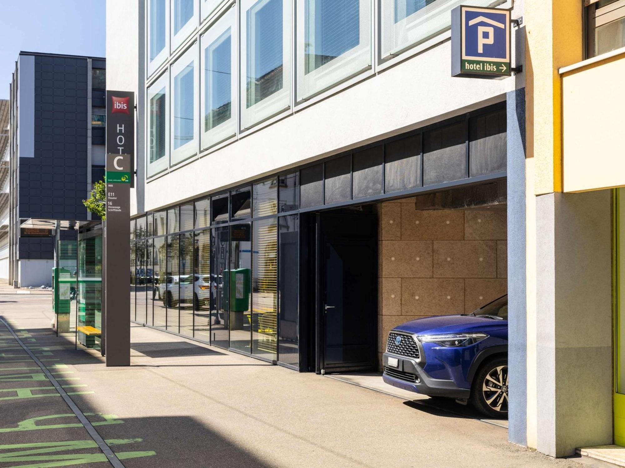 Ibis Basel Bahnhof Hotel Exterior photo